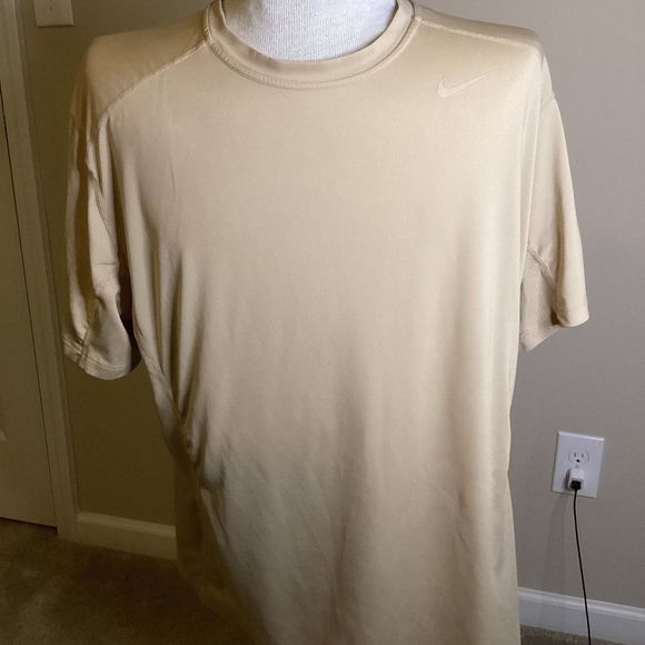 Nike Other - Mens Nike Pro Combat “Vegas gold” dri fit performance shirt